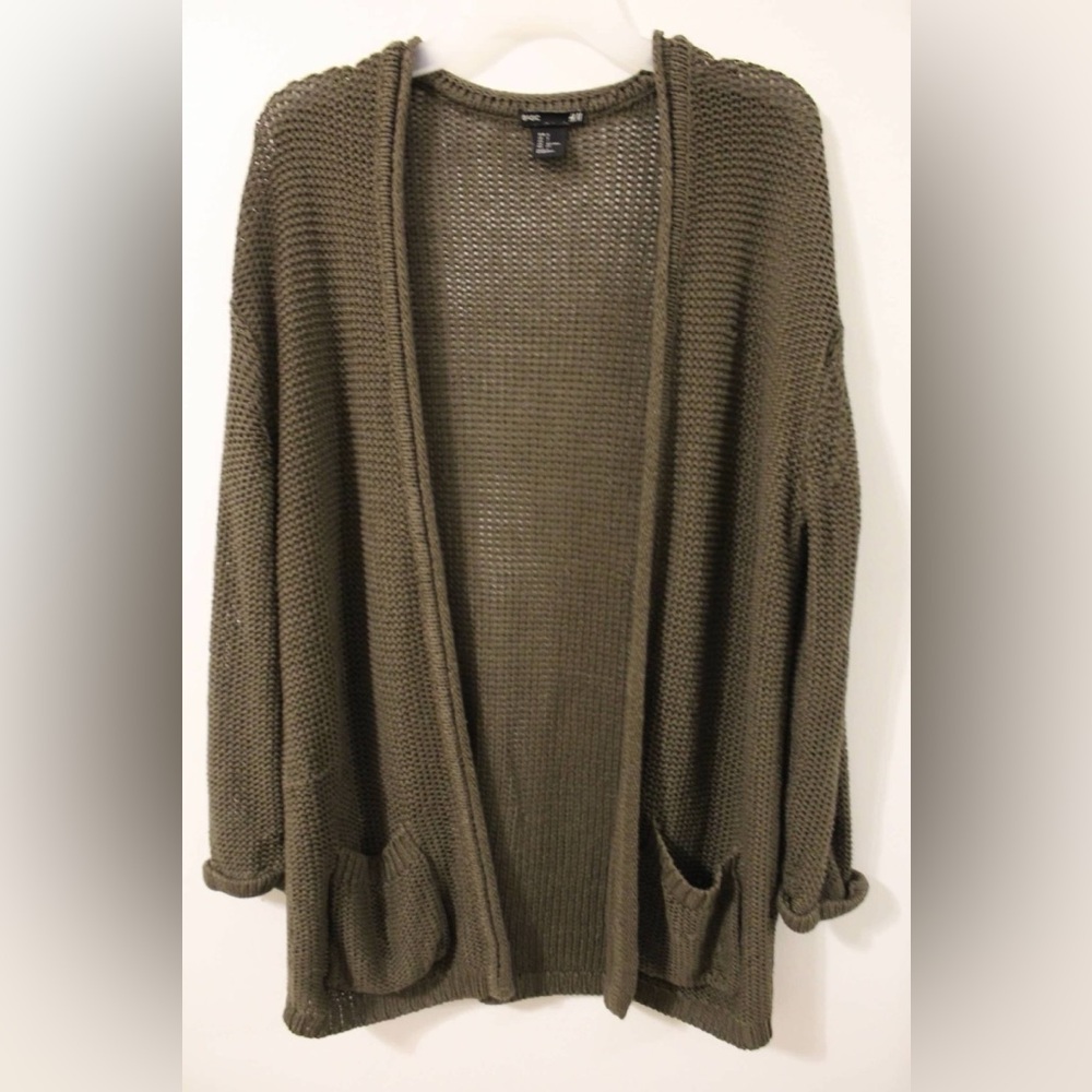 H&M knit brown cardigan with pockets S